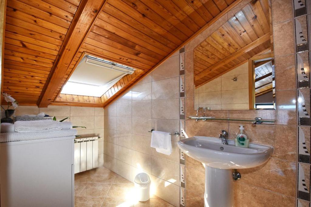 Apartments And Rooms Branka Novigrad  Luaran gambar