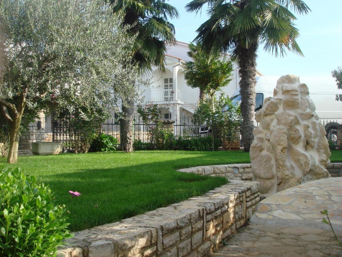 Apartments And Rooms Branka Novigrad  Luaran gambar